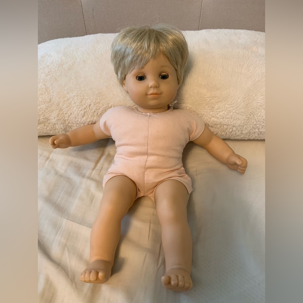 American Girl Blonde Blue-Eyed Doll in Pink Outfit - Picture 2 of 4